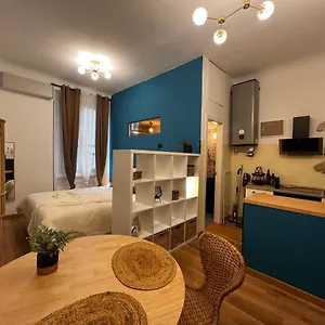  Appartement Regina Ai Navigli - Sky Tv, Wifi And Breakfast Box Italie